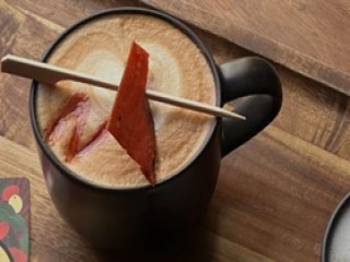 Starbucks ra mắt cà phê vị thịt lợn, một số khách nói "thấy sai sai"