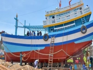 Hàng loạt 'tàu 67' ở Bình Thuận phải bán đấu giá